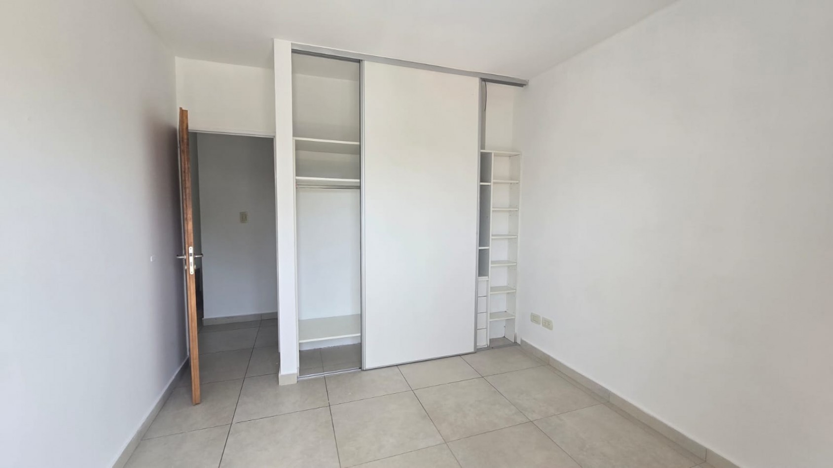 DEPARTAMENTO 2 AMB. C/ BALCON