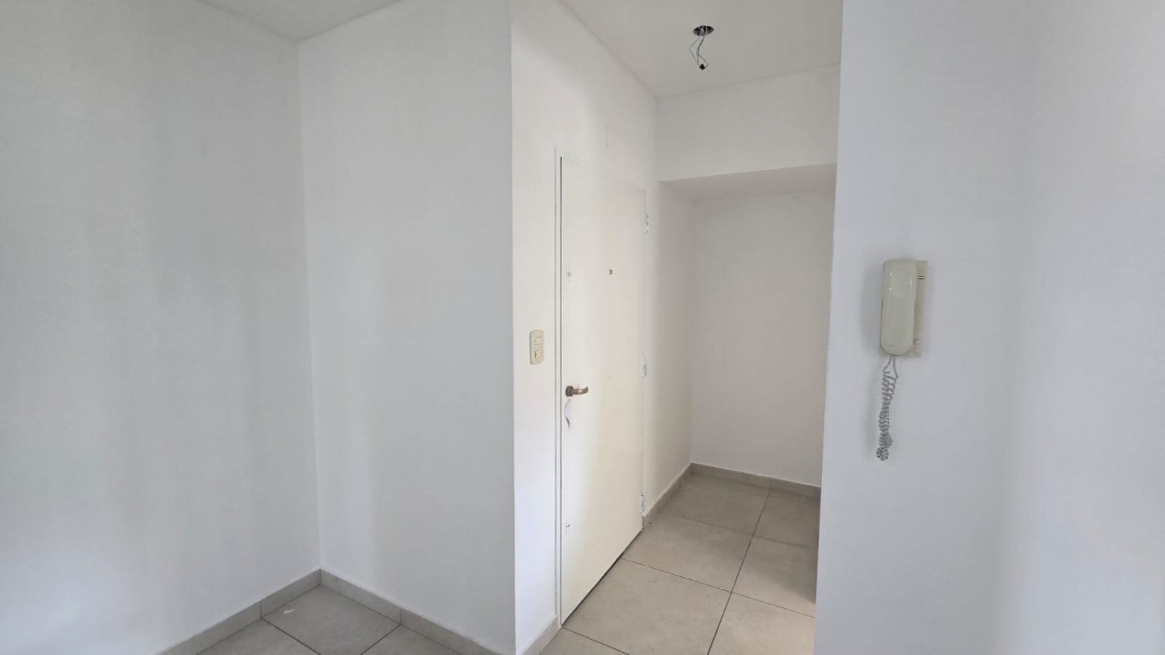 DEPARTAMENTO 2 AMB. C/ BALCON
