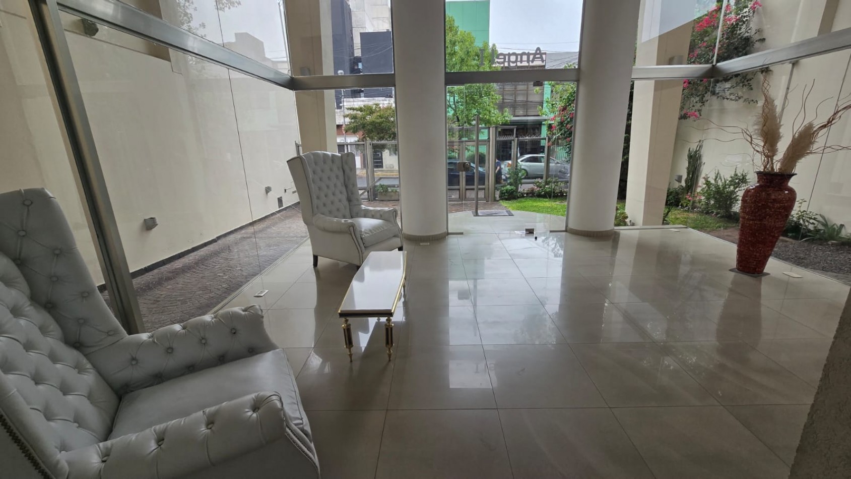 DEPARTAMENTO 2 AMB. C/ BALCON