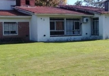 Chalet de 4 Amb. con Piscina y Parque EN DON TORCUATO.