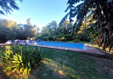 CASA 3 AMB. C/ GRAN PISCINA Y PARQUE DE 2200 M2.