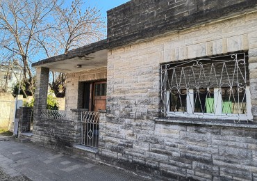 CASA 3 AMB. C/ ENTRADA DE AUTO