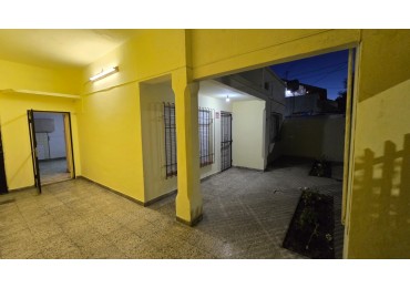 CASA AMERICANA 3 AMBIENTES PATIO / TERRAZA 