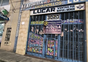 LOCAL CON ENTRE PISO 156 M2 