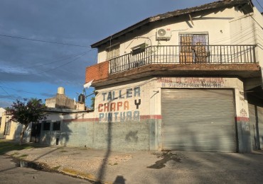 LOCAL 100 M2 EN ESQUINA