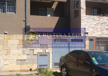 DEPARTAMENTO 2 AMB. FRENTE C/BALCON Y COCHERA (COMPLEJO)