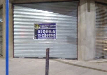 LOCAL 90 M2.  ESQUINA A ESTRENAR